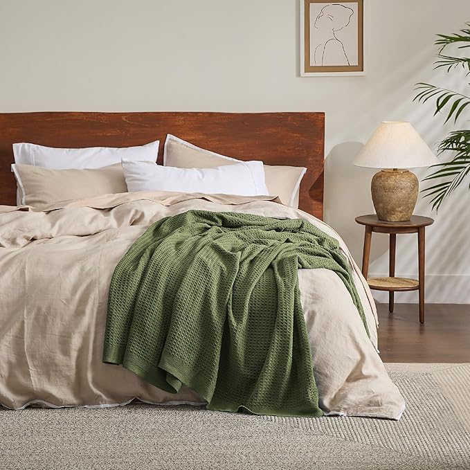 Bedsure 100% Cotton Blanket Twin XL Size for Bed - Breathable and Soft, Waffle Weave Blanket for Summer Spring, Olive Green, 66x90 inches