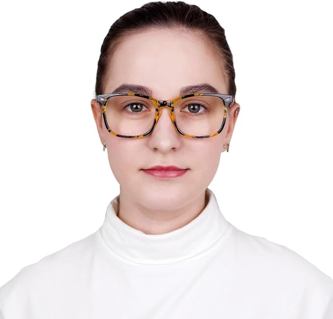 YEIN Bifocal Reading Glasses with Blue Light Blocking Lenses, Bifocal Reader for Women and Men, Vintage Square frame with Spring Hinge (+0.50/+2.50 magnification)