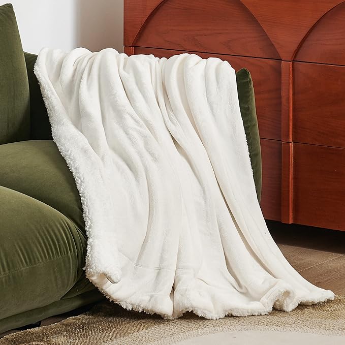 Bedsure Sherpa Fleece Throw Blanket for Couch - Thick and Warm, Soft Fuzzy Plush Throw Blanket for Winter, Cream, 50x60 Inches