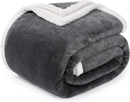 BEAUTEX Sherpa Fleece Throw Blanket Queen Size for Bed - Thick and Warm Blanket for Winter, Fluffy Flannel Plush Queen Blanket, Fuzzy Grey Cuddle Blankets for Bed (90" x 90", Grey)