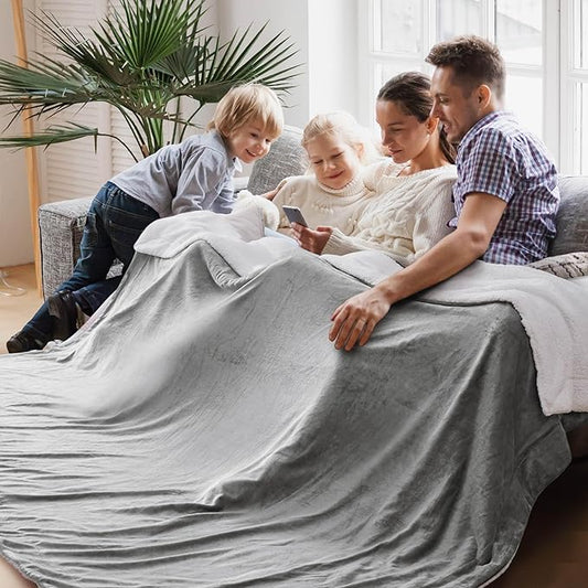 Bedsure Sherpa Fleece Oversized Cal King Blankets for Bed - Thick and Warm, Soft Fuzzy Plush Large Blanket for Winter, Light Grey, 112x98 Inches