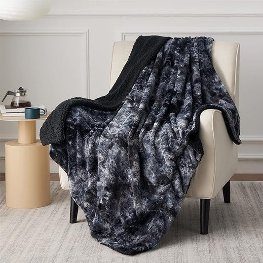 Bedsure Sherpa Blanket - Soft, Fuzzy & Fluffy Faux Fur - Warm, Cozy Throw Blanket for Couch, Sofa and Bed, Tie Dye Design, Black, 50x60 Inches