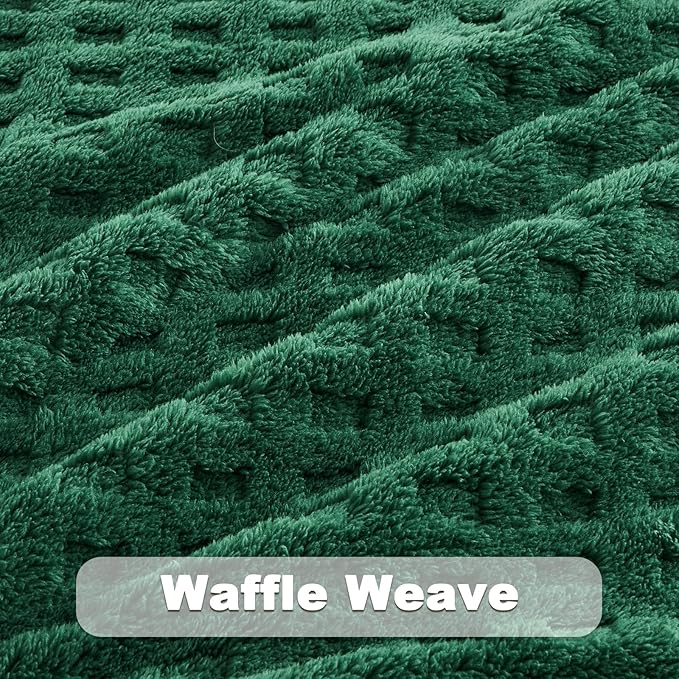 NEWCOSPLAY Super Soft King Blanket Green Premium Silky Flannel Fleece 3D Waffle Checkered Lightweight Bed Blanket All Season Use (Dark Green, King(90"x110"))